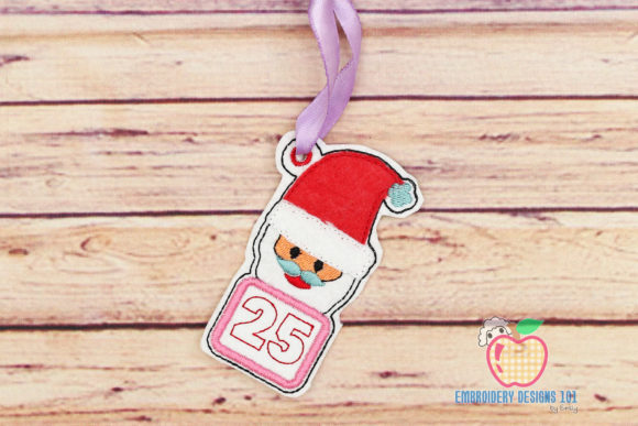 Review: Christmas Calendar with Santa Claus Design