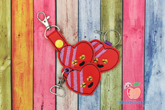 Review: Emoticon Happy Heart ITH Key Fob Pattern